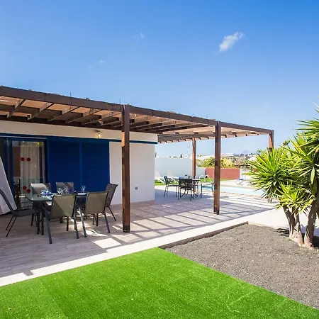 Marinas Deluxe Villa *