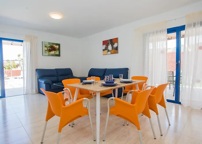 Marinas Deluxe Villa *