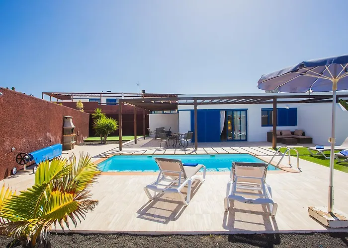 Marinas Deluxe Villa